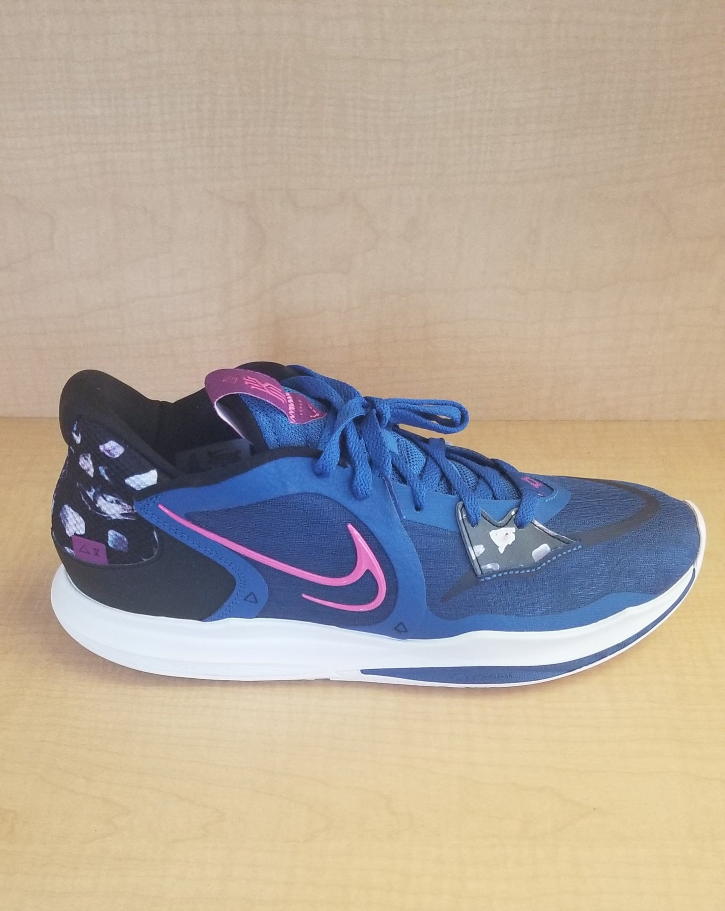 Kyrie 5 Low