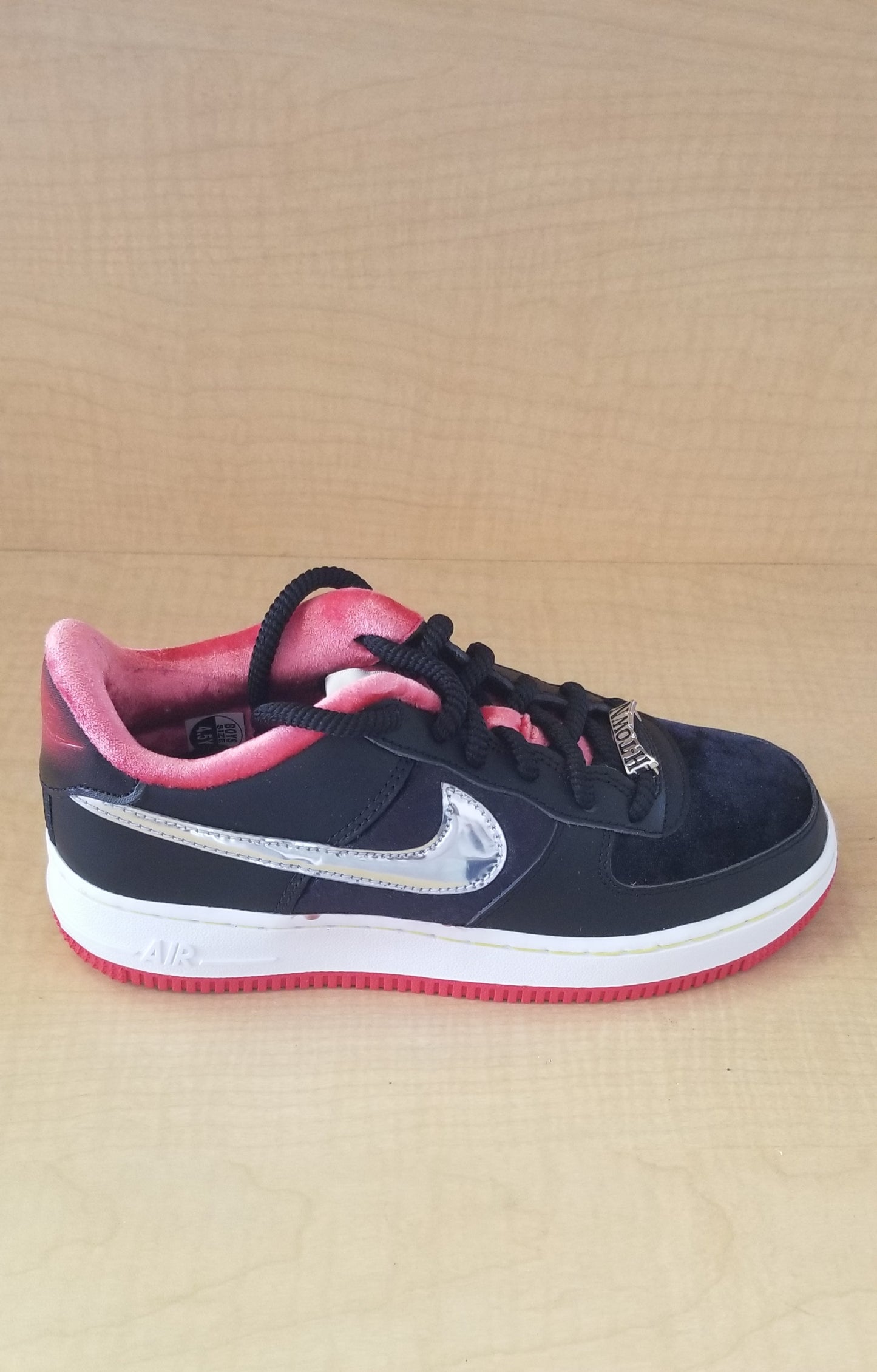 Nike Air Force 1