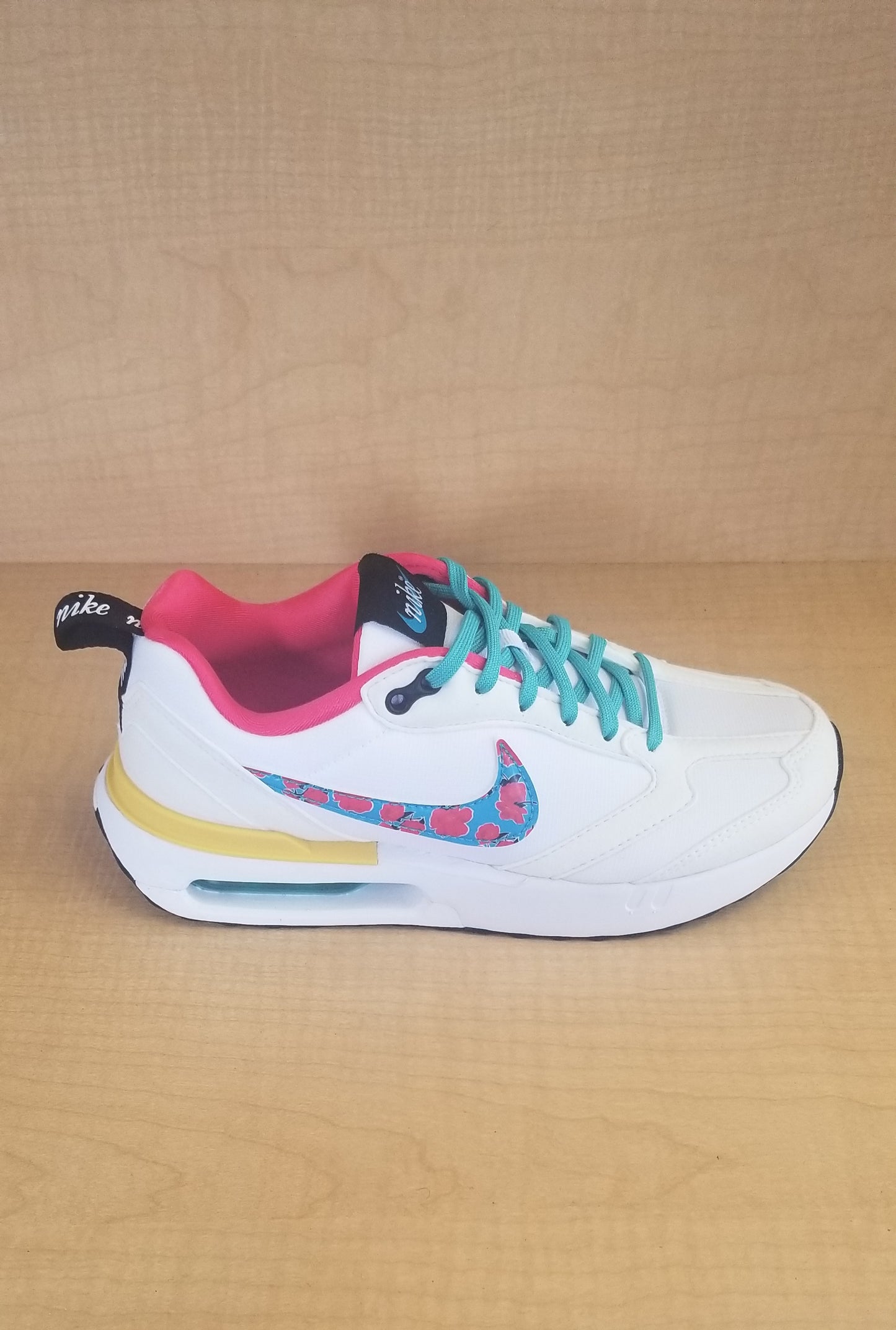Women's Nike Air Max Dawn
