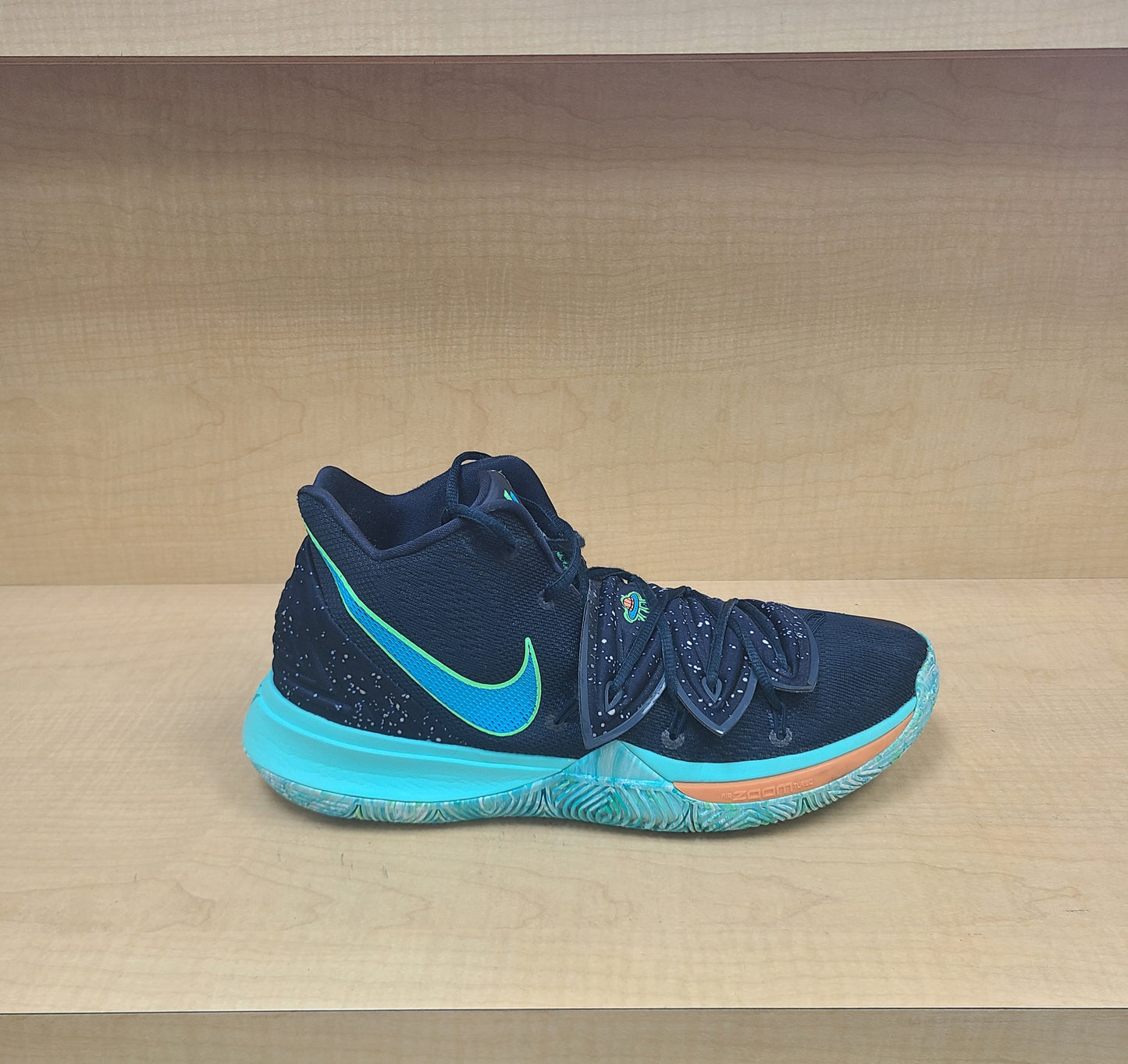Kyrie 5 UFO